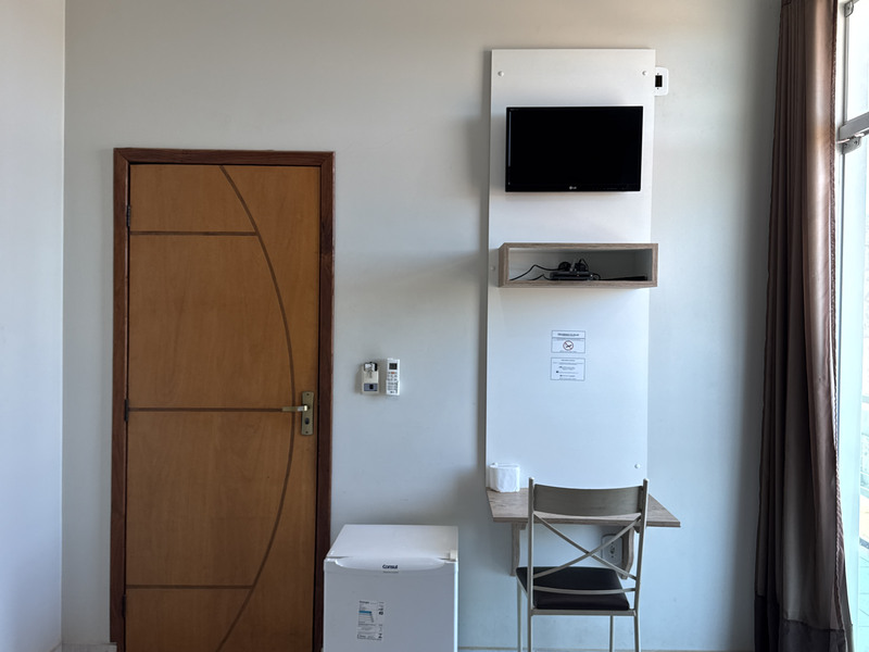Bancada do banheiro do apartamento de casal