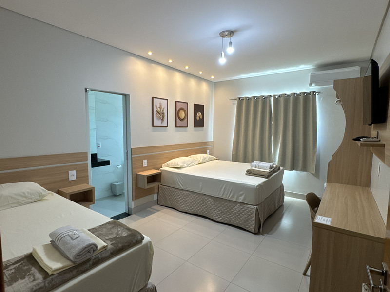 Apartamento queen com espelho de corpo inteiro
